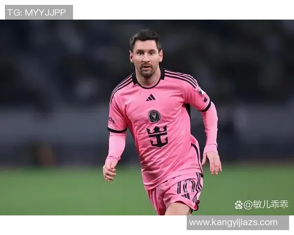 世界退役著名足球明星的传奇故事与影响力探讨