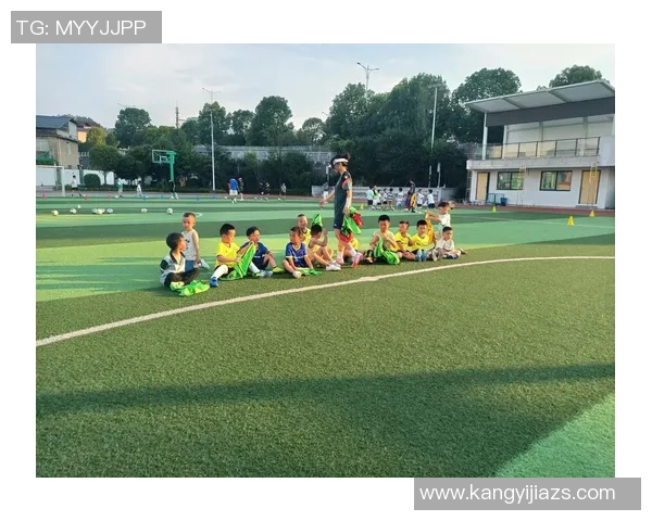 提升青少年足球技能的有效教学方法与技巧分享